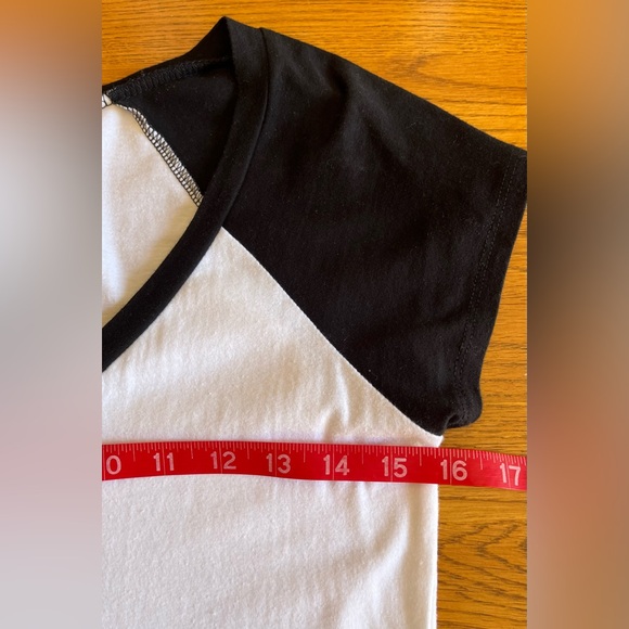 Women’s/juniors hooded zip-up sweater and T-shirt combo Size large NWOT not worn - Picture 5 of 16